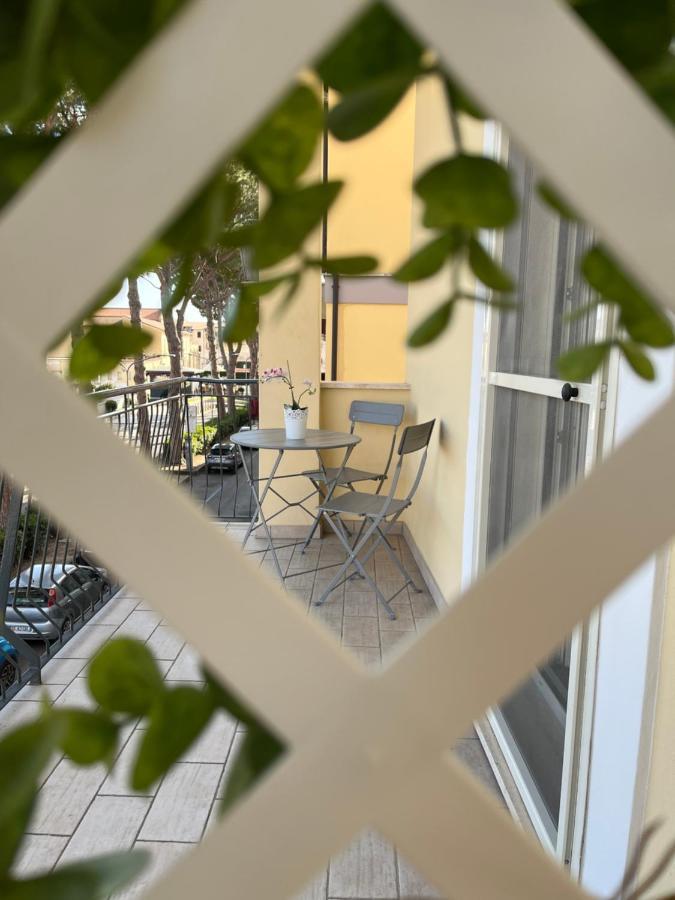 Bed&Breakfast del viaggiatore Fondi Esterno foto